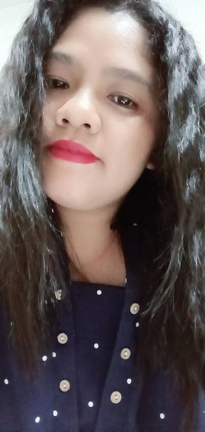Mina 49 ans Satuek Thaïlande