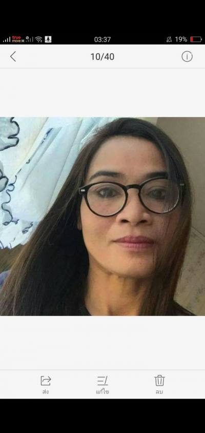 Ying 46 ans Patlw Thaïlande