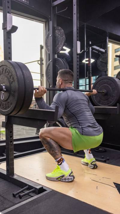 Bojan 33 ปี Abu Dhabi Dubai United Arab Emirates