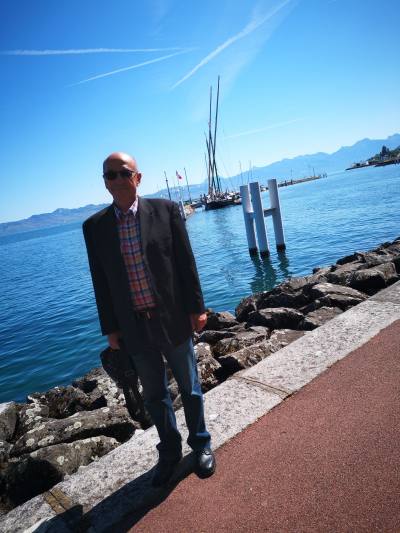 Alain 71 ans Vallauris France