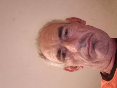 Laurent seule 