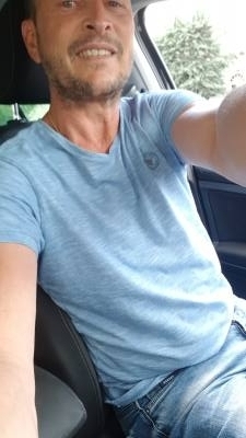 Yves 53 ปี Montbrison  France