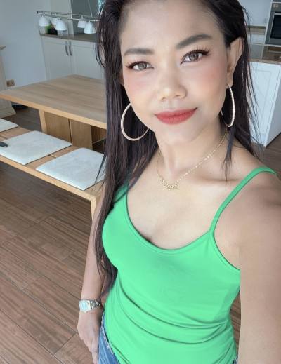 Pom 48 ans Muang  Thaïlande