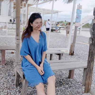 Lana 38 Jahre Samut Sakhon Thailand