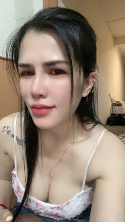 Aoy 43 ans Lomsak Thaïlande