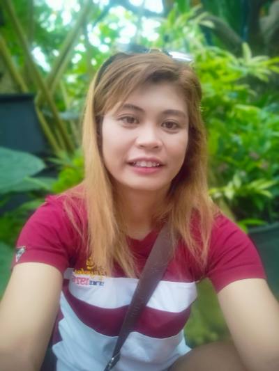 Aomrat 33 Jahre Pattaya Thailand