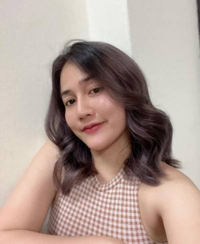 Ploywa 36 Jahre Rawai Thailand