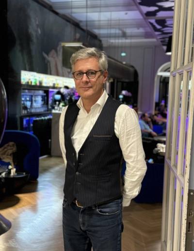 Olivier 61 ปี Dijon France