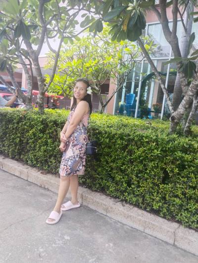 Nonny 43 ans Prachinburi Thaïlande