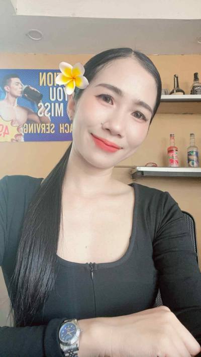 Tukky 34 years Sisaket Thailand
