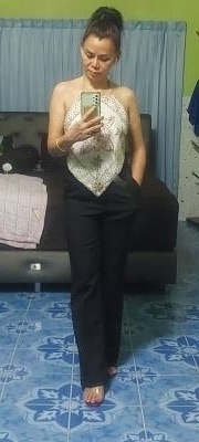 Noy 51 ans Korat Thaïlande