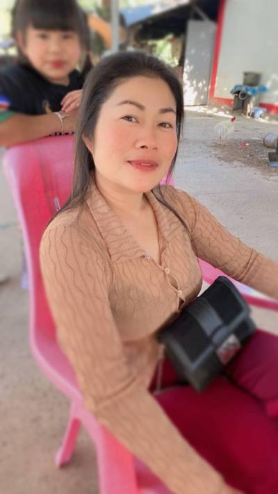 Nong 41 years Center Thailand