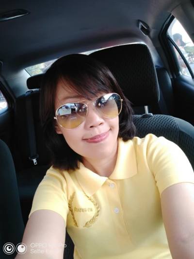 Maew 51 ans โกสัมพีนคร Thaïlande