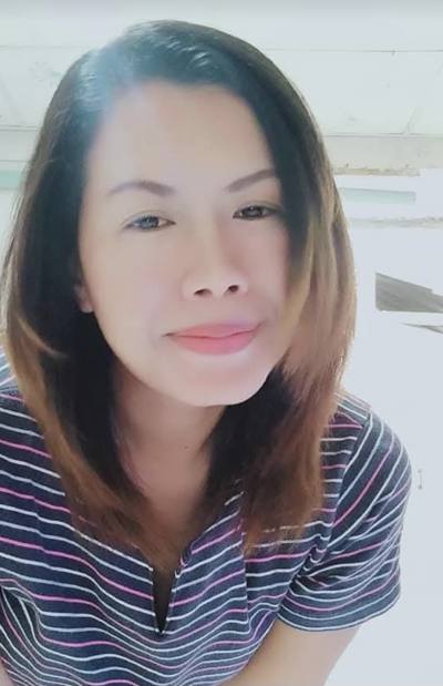 Waranya 44 ans Koh Samui Thaïlande