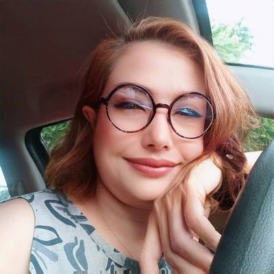 Runya 44 ans Caracter Thaïlande