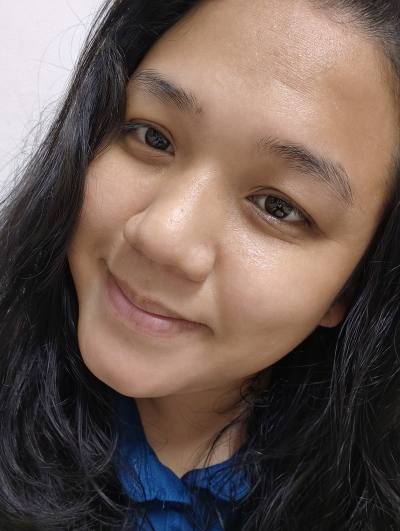 Yen 29 years Bankkok Thailand