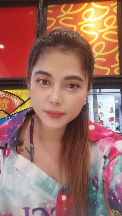 Nee 42 years ธัญบุรี Thailand