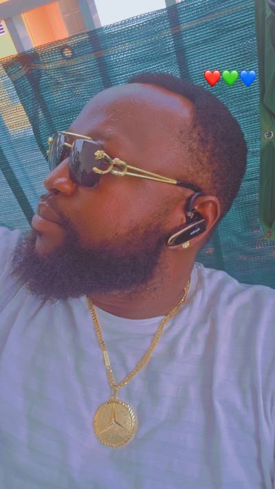 Julien 36 years Saint Laurent Du Maroni French Guiana