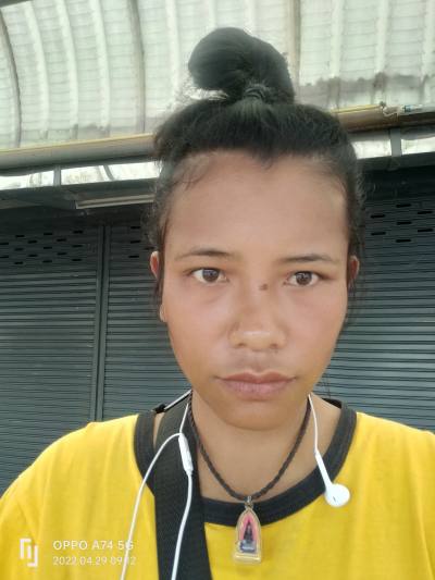 Xia 27 ans เมืองบุรีรัมย์ Thaïlande