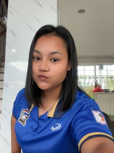 Tidarat 22 ans Bkk  Thaïlande
