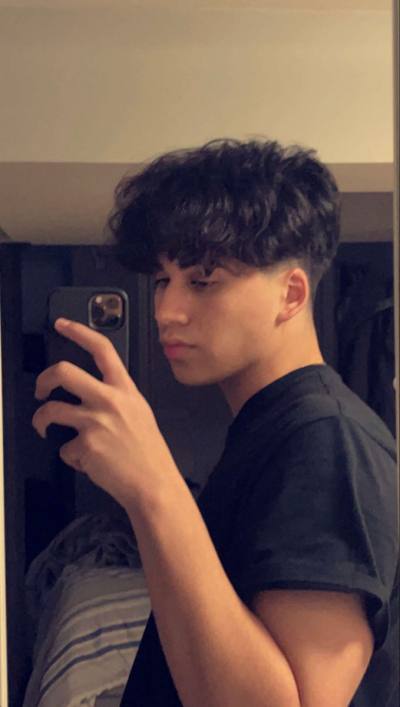 Jonas 24 ปี Zürich Switzerland