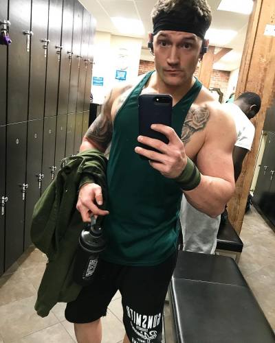 Brown 39 years Ontario Canada