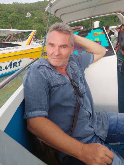 Juergen 62 ans Hua Hin Thaïlande