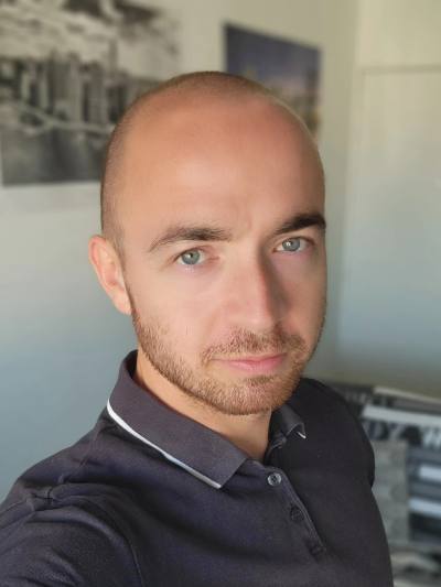 Damien 34 ปี Caen France