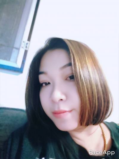 Lada 27 ans  บางปะมา Thaïlande