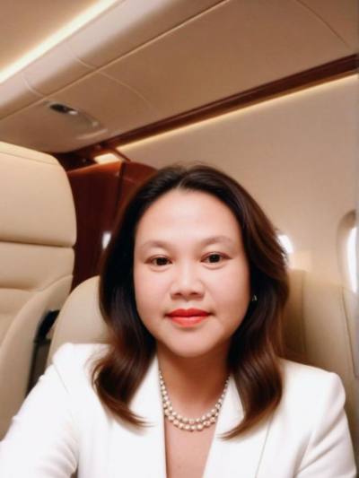 Sukanda 46 Jahre Suphanburi Thailand