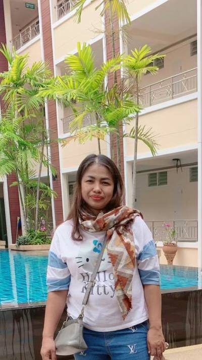 Yuy 48 ans Muang  Thaïlande