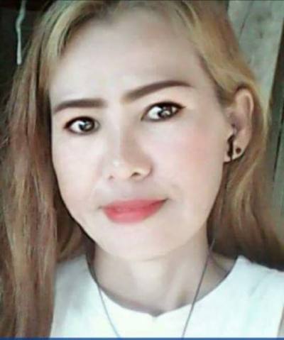 Vicky 49 years Center Thailand