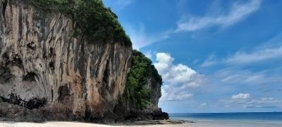 Thip_  21 ans ไทย Thaïlande