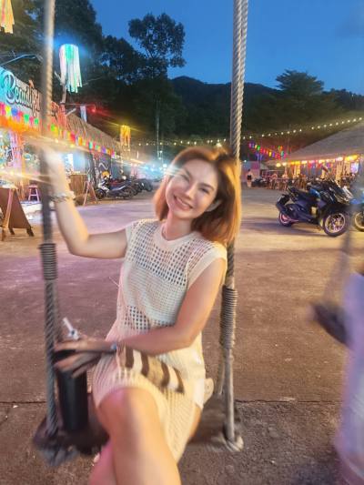 Thanatchaporn 39 ans Bangkok Thaïlande