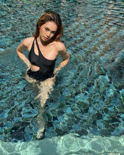 Mary 24 years Huai Khwang  Thailand