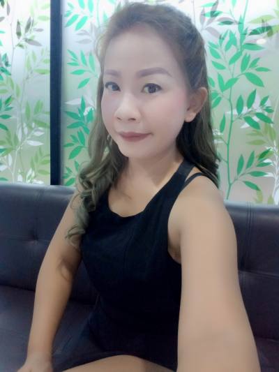 Pen 37 ans อุบลราชธานี Thaïlande