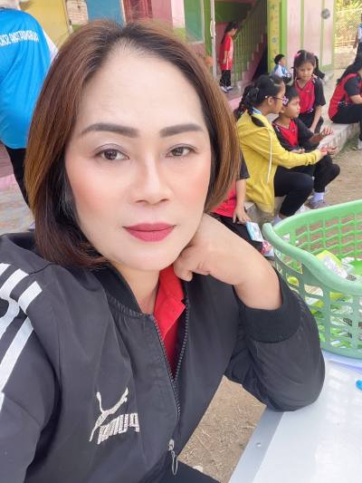 KanyaPhat 47 ans Kalasin Thaïlande