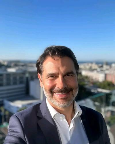 Benjamin 24 ปี Switzerland ไทย