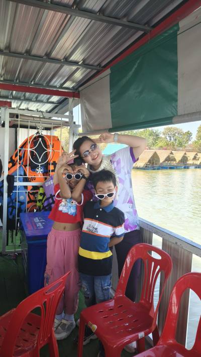 Nakanda 38 ans Roi Et Thailand Thaïlande