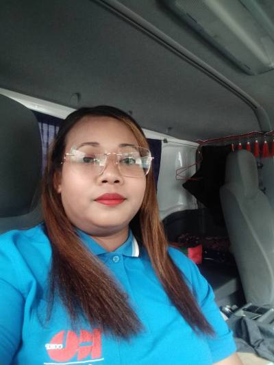 Chalita 30 ans Mukdahan Thaïlande