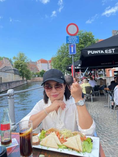 Chutharat 57 ปี Brugge  Belgium