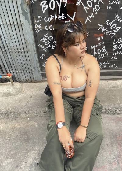 Selena 23 years Ao Nang Thailand