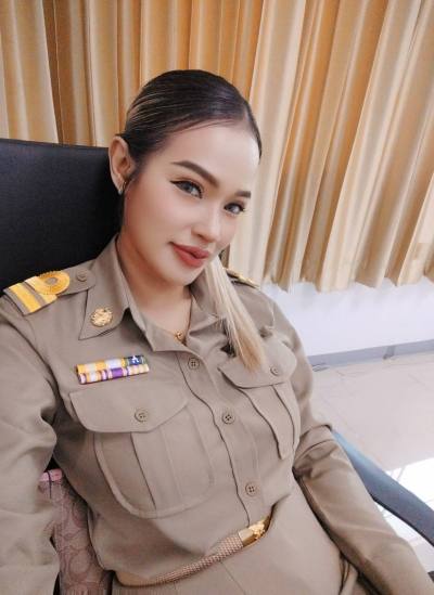 Thanya 39 ans Bangkok Thaïlande
