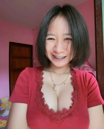 Bella 31 ans Thalang Thaïlande