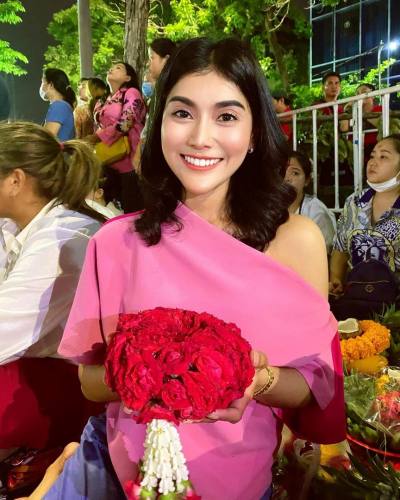 Grace 33 ปี Bangkok ไทย