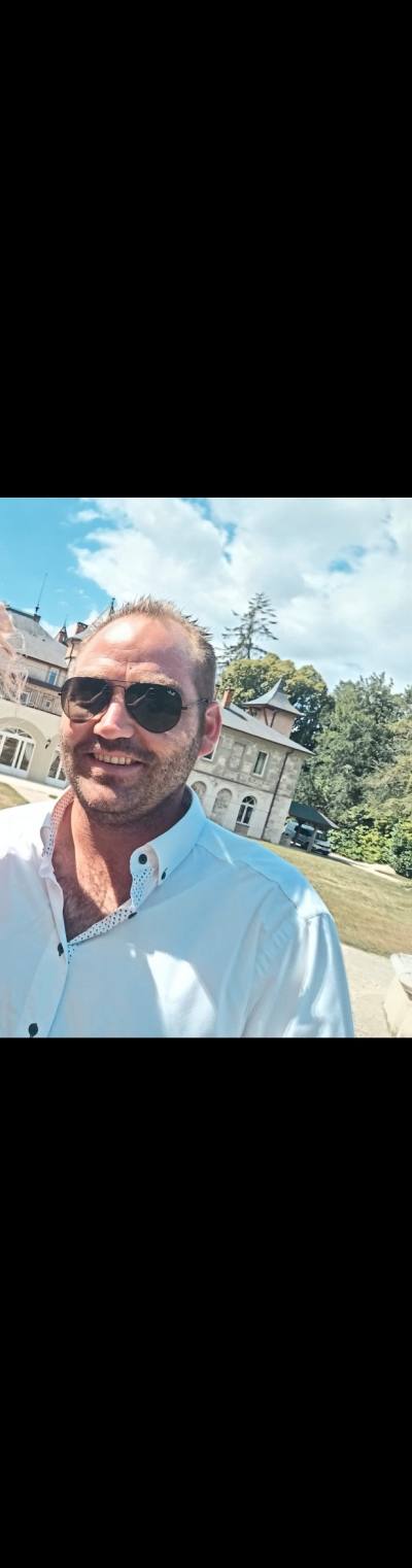 Gerald 37 years Vignieu France