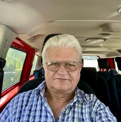 Harald 65 ปี Duisburg Germany