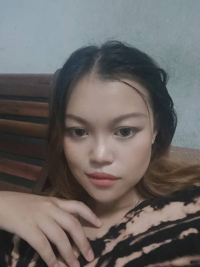 Bella 21 ans Bangsue  Thaïlande