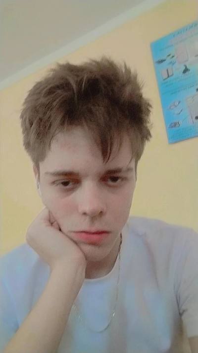 Pavel 19 ปี Phuket ไทย