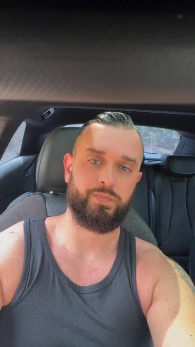 Loic 37 ปี Gardanne France